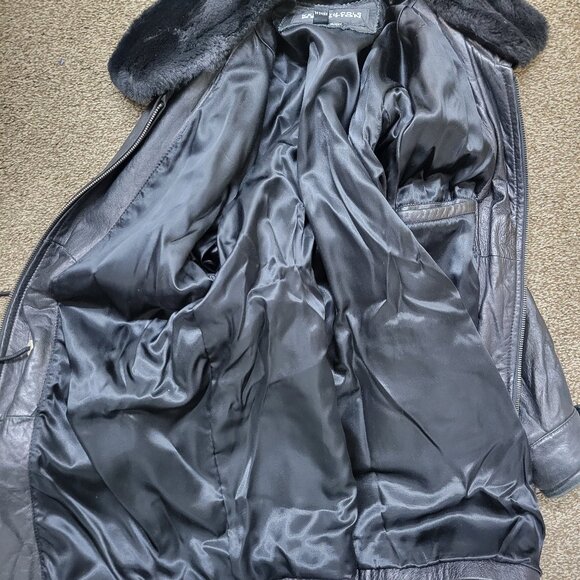 Kenneth Cole Reaction Lambskin Leather Jacket, RN 54163 - Picture 8 of 11